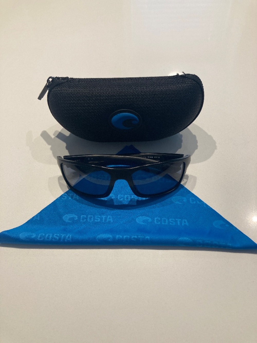 Men’s Costa Whitetip Black lens sunglasses